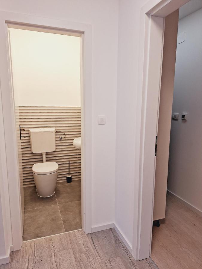Appartamento Apartman Maja **** Šibenik Esterno foto